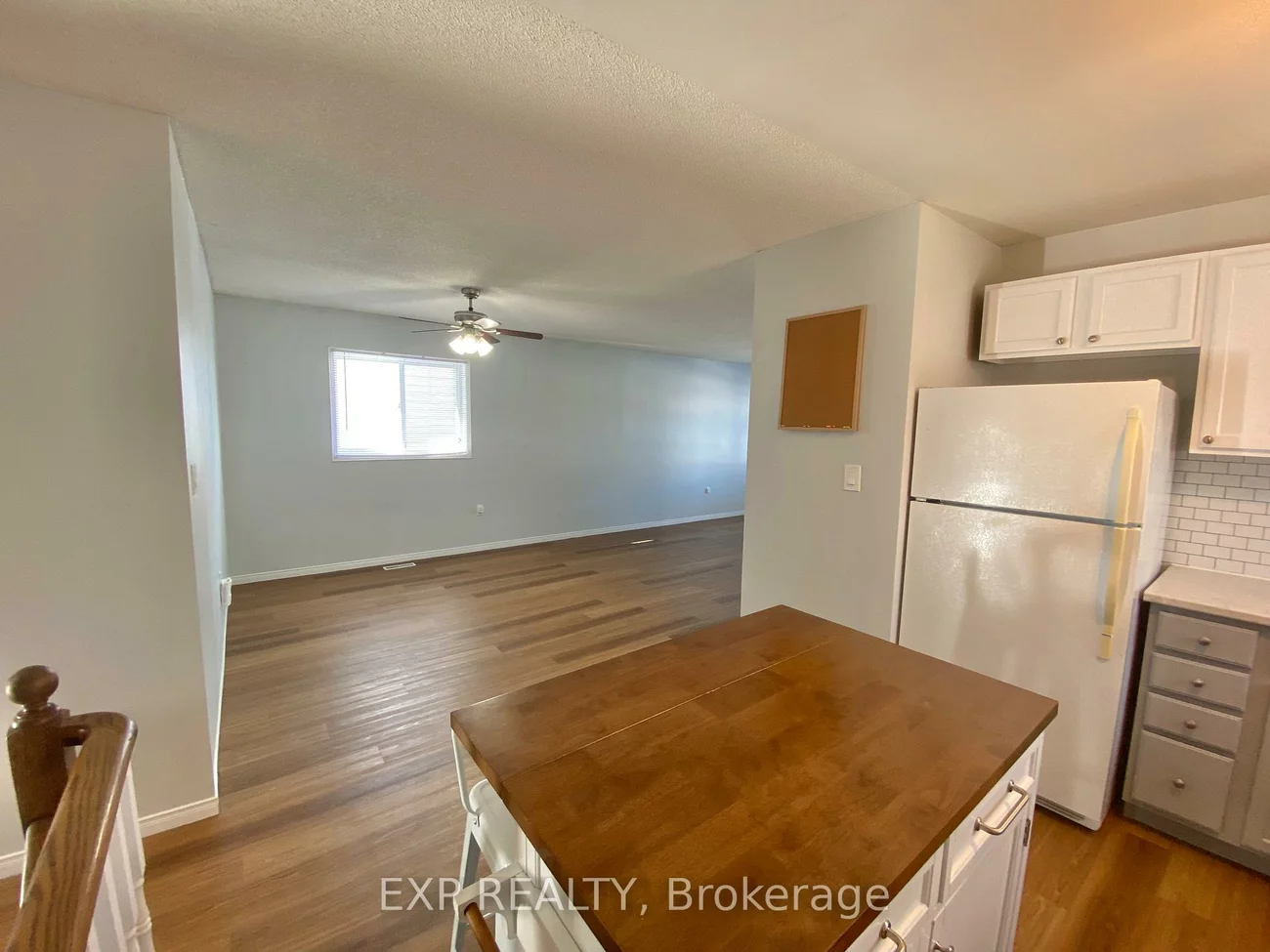 55, Athabaska, Holly, Barrie