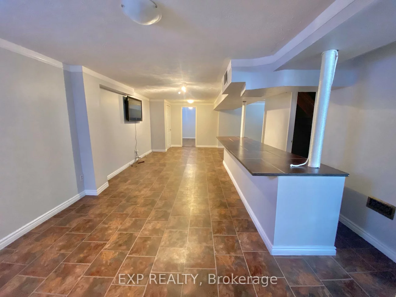 55, Athabaska, Holly, Barrie