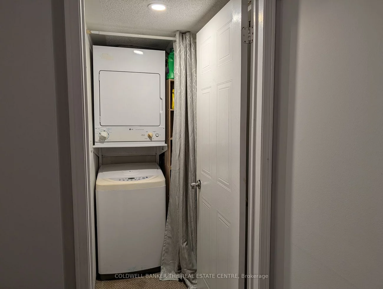 64, Athabaska, Holly, Barrie