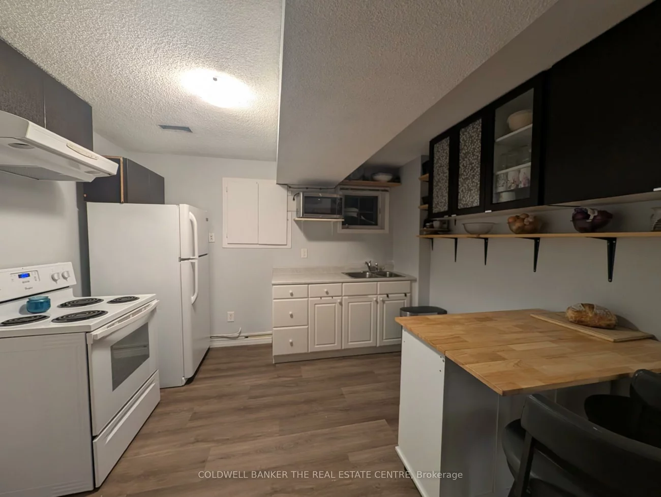 64, Athabaska, Holly, Barrie