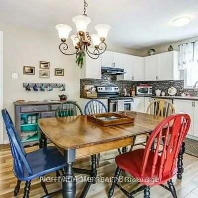 369, HICKLING, Grove East, Barrie