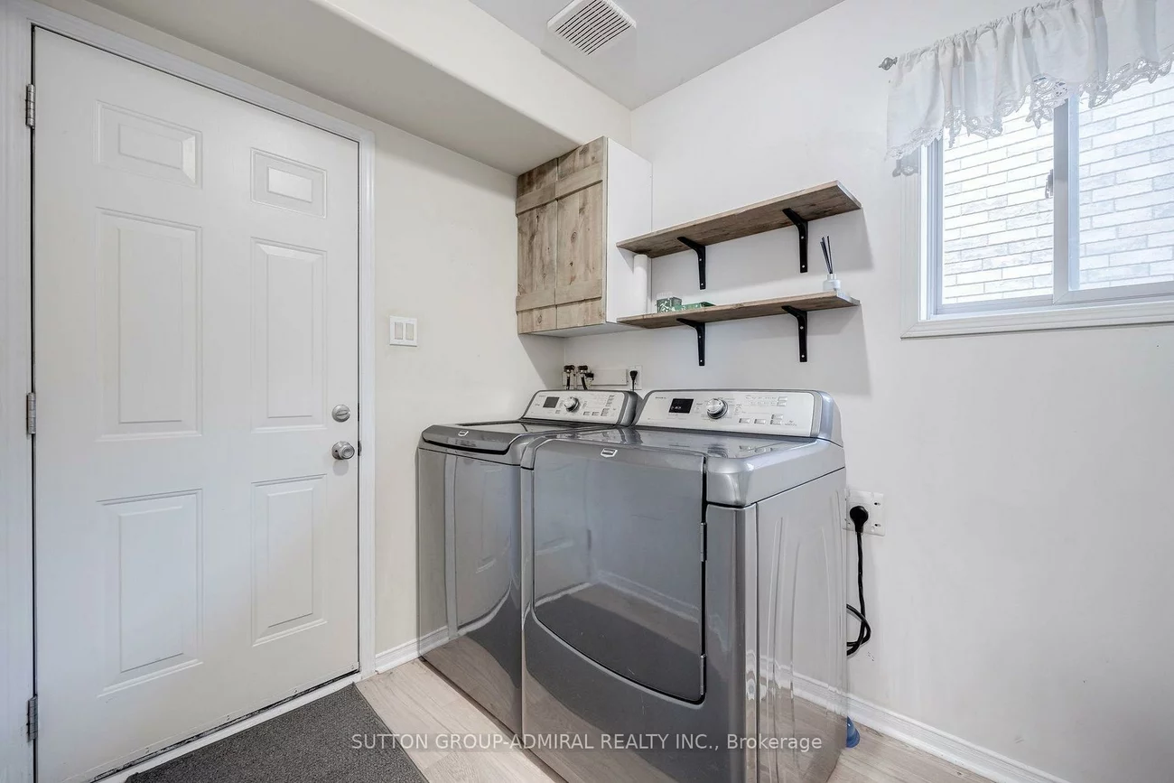 132, Brown Wood, Little Lake, Barrie