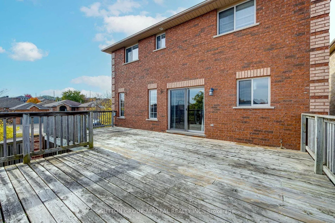 132, Brown Wood, Little Lake, Barrie