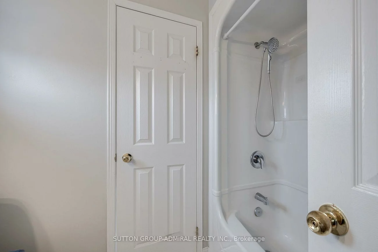 132, Brown Wood, Little Lake, Barrie