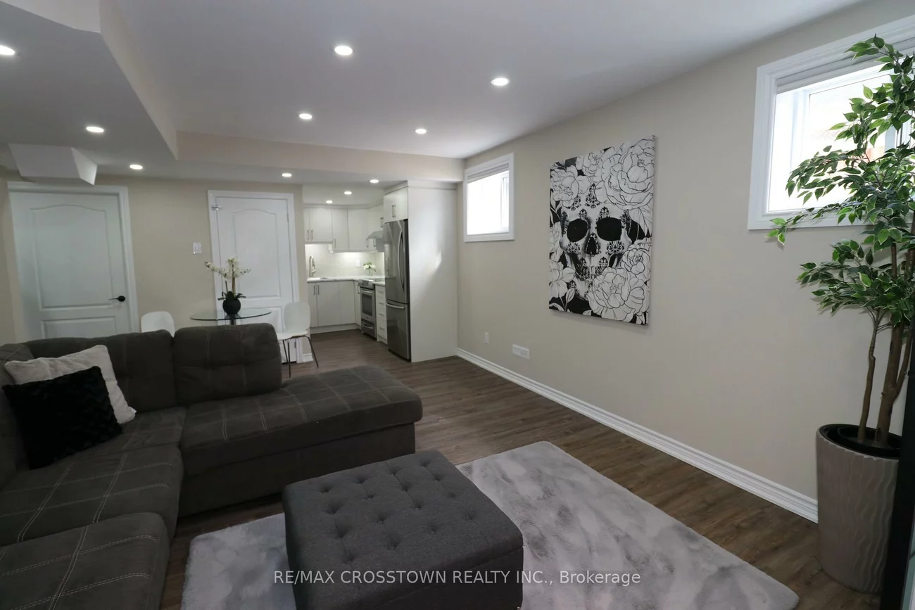 53, Counsellor, Innis-Shore, Barrie