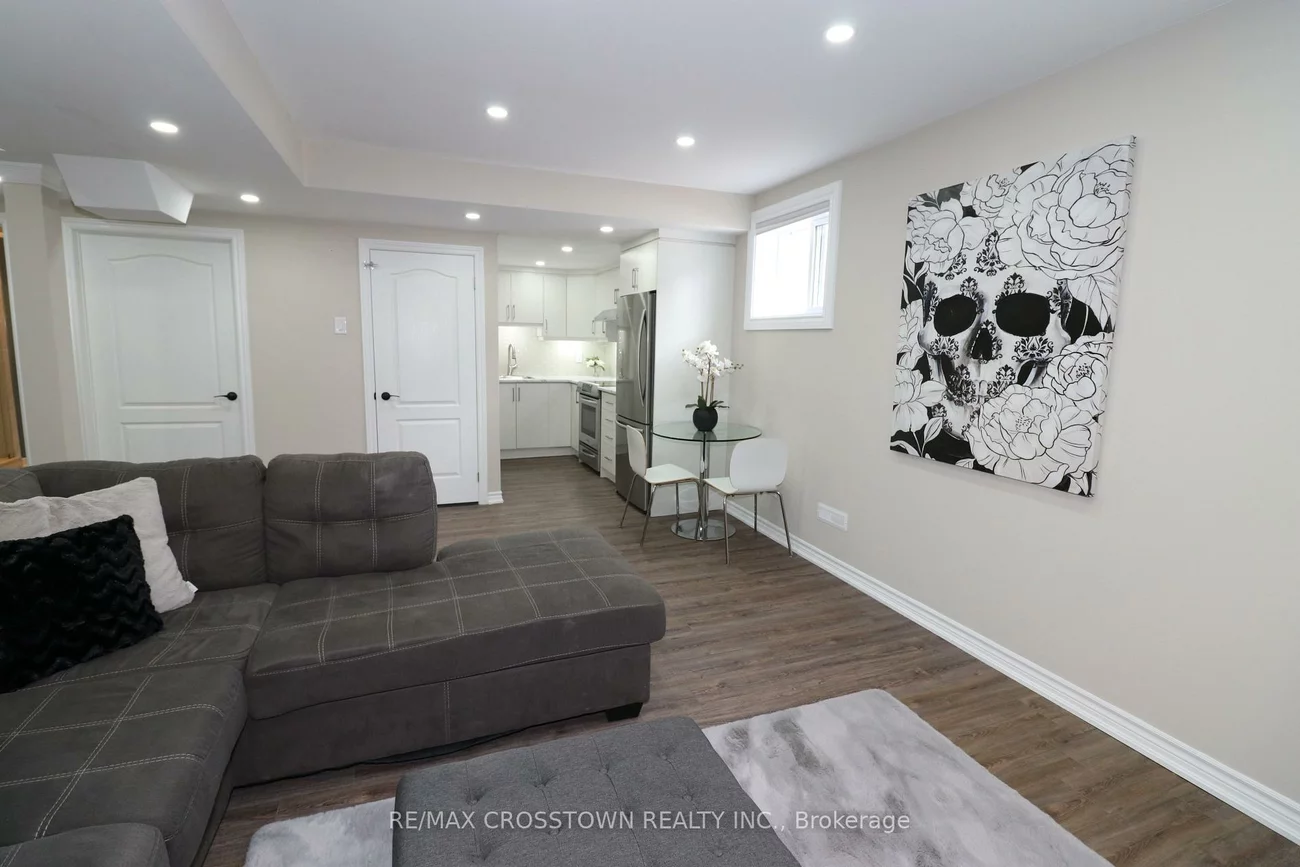 53, Counsellor, Innis-Shore, Barrie