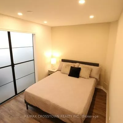 53, Counsellor, Innis-Shore, Barrie