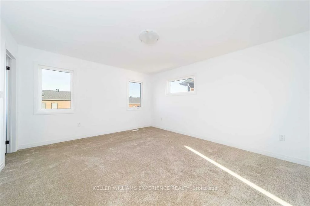 32, Fairlane, Painswick North, Barrie