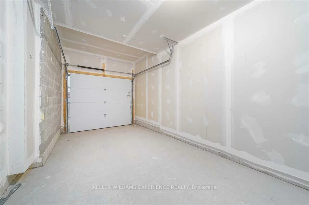 32, Fairlane, Painswick North, Barrie