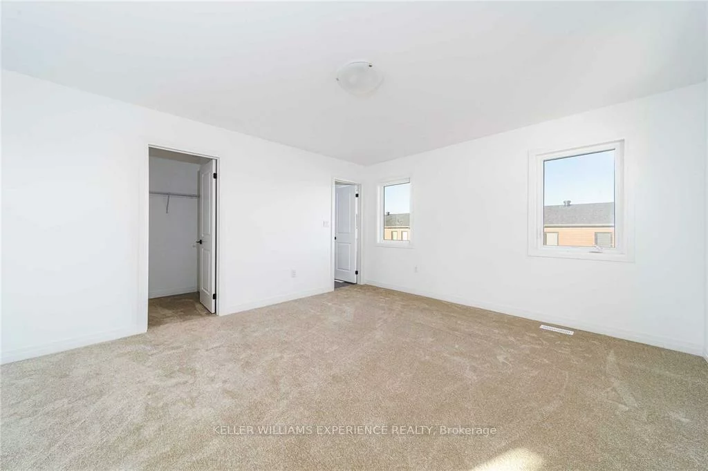 32, Fairlane, Painswick North, Barrie