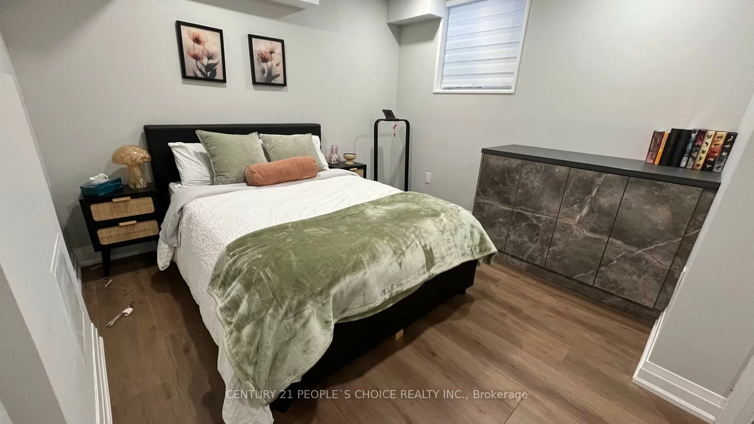 14, Copperhill, Painswick South, Barrie