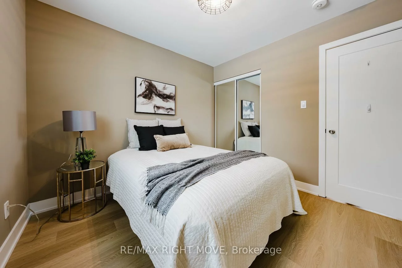 198, Rose, Wellington, Barrie