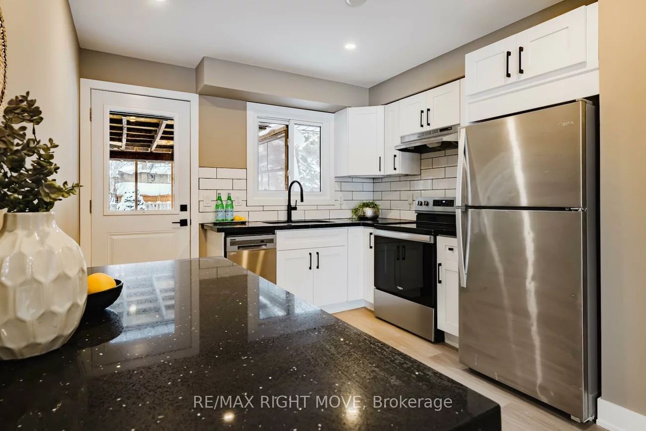 198, Rose, Wellington, Barrie