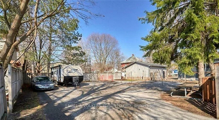 17, Centre, Allandale, Barrie