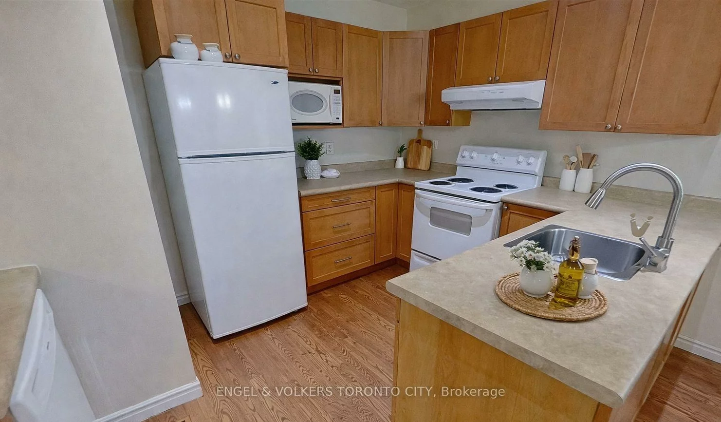 17, Centre, Allandale, Barrie