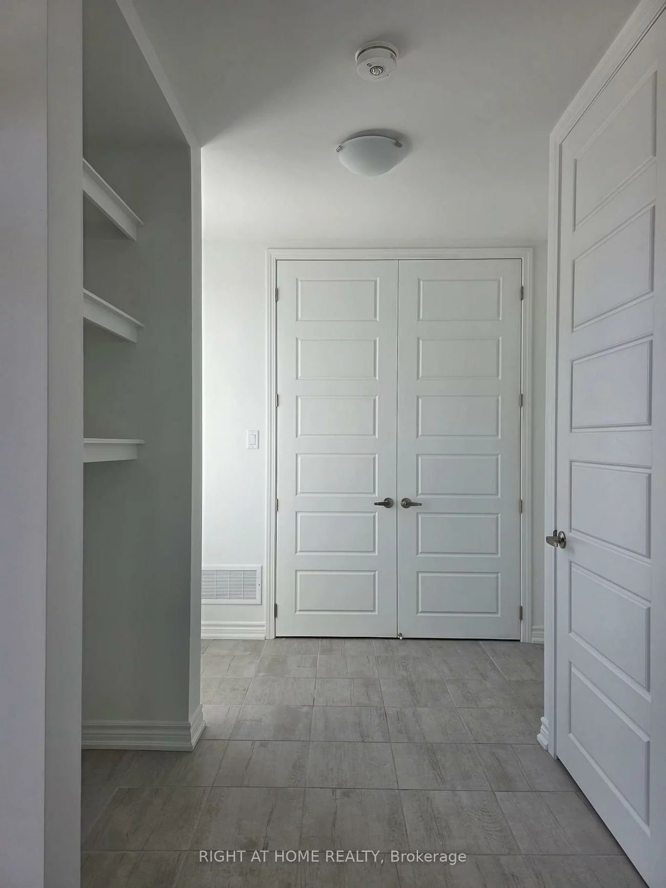 84, Yorkshire, Rural Barrie Southeast, Barrie