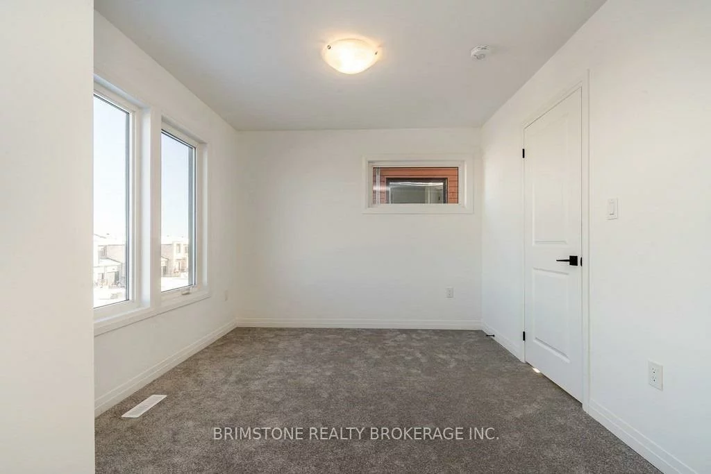 79, Fairlane, Painswick South, Barrie