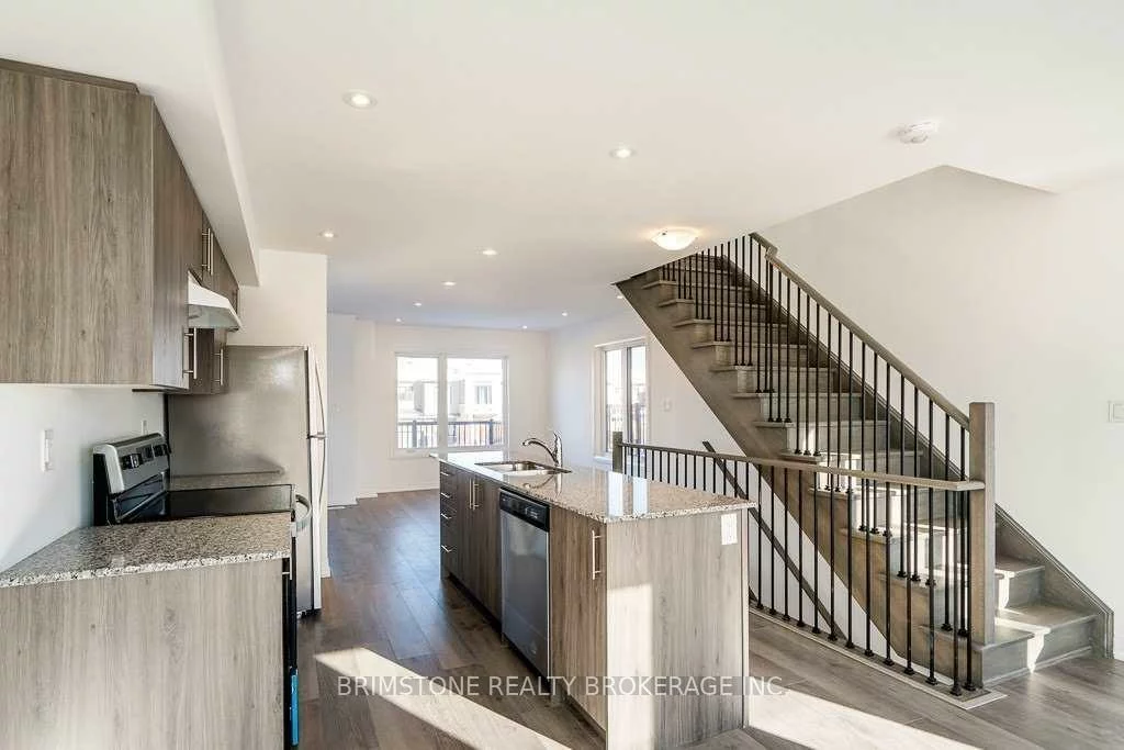 79, Fairlane, Painswick South, Barrie