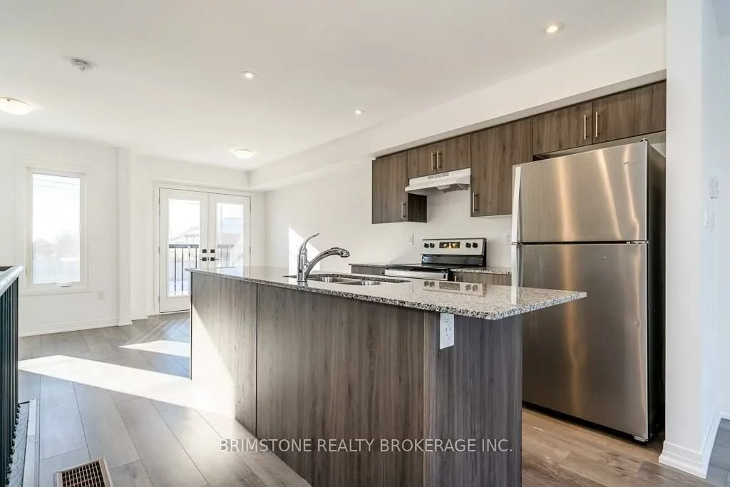 79, Fairlane, Painswick South, Barrie