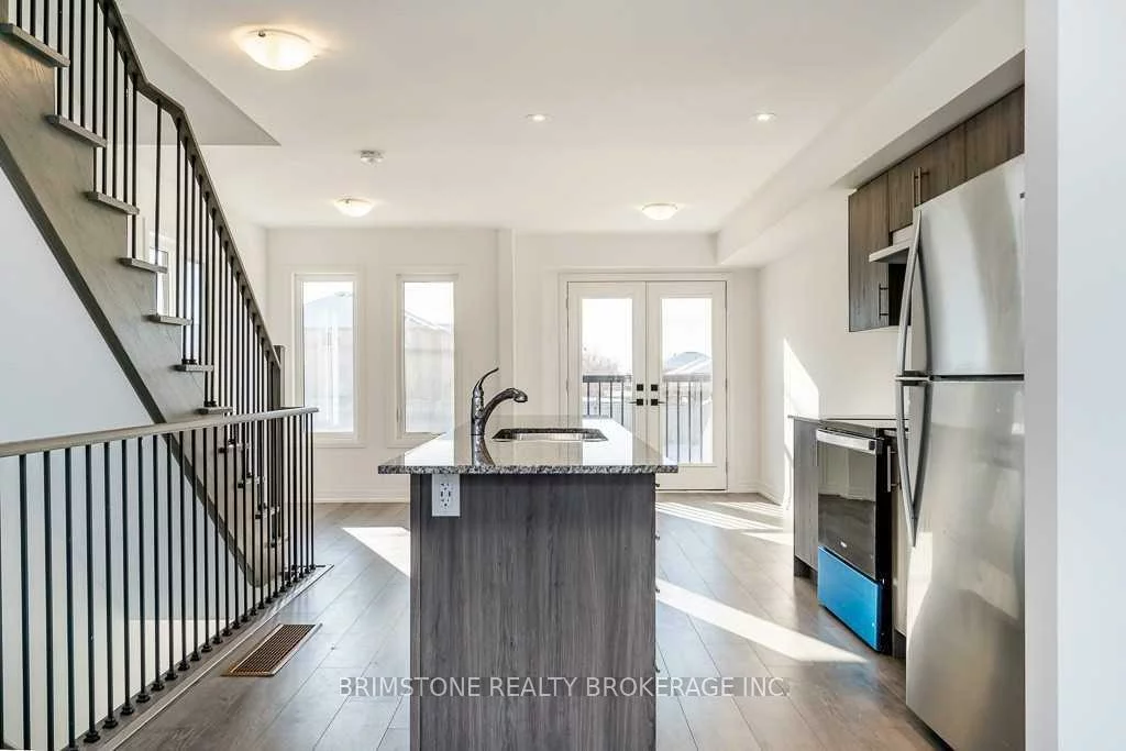 79, Fairlane, Painswick South, Barrie