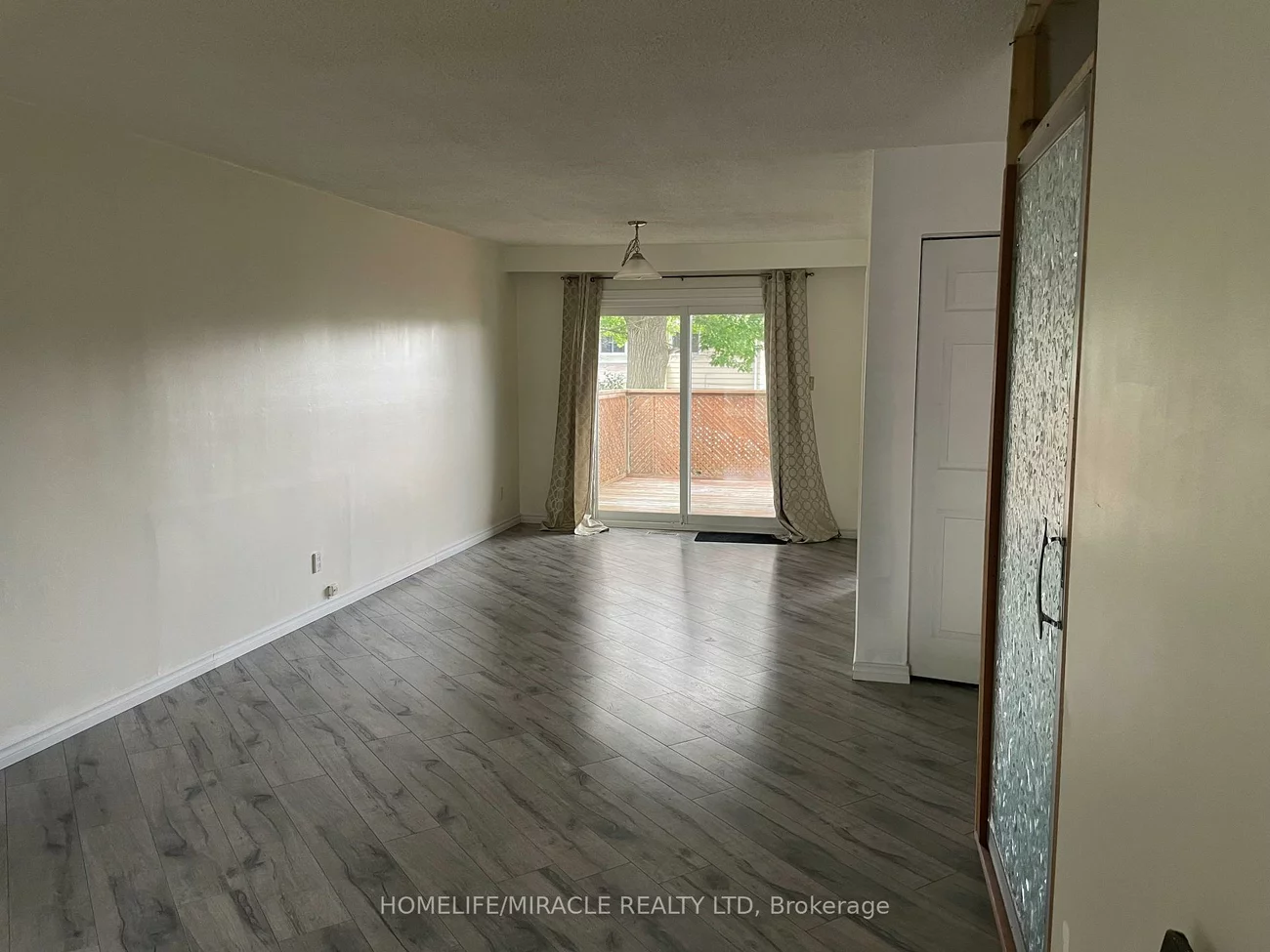 6, Wall, Cundles East, Barrie