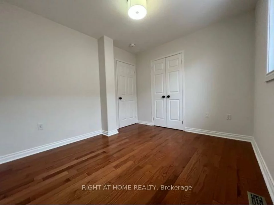 13, Forest Dale, Little Lake, Barrie