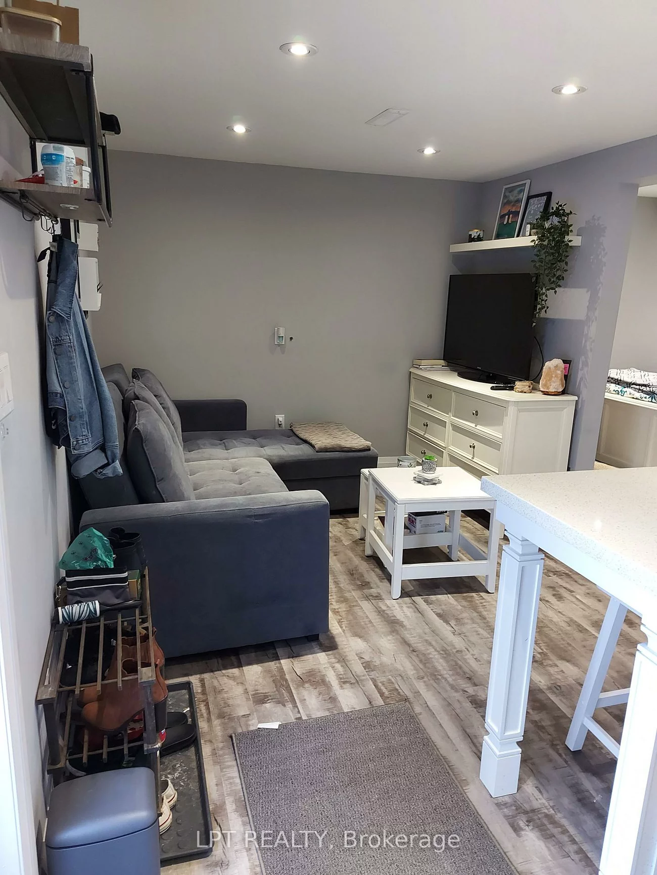 70-A, Chaucer, Letitia Heights, Barrie