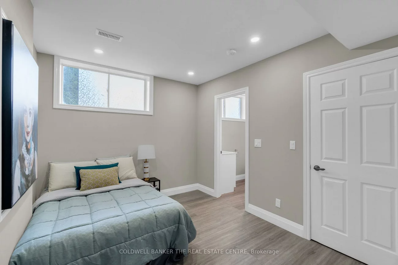 21, Little Lake, Little Lake, Barrie