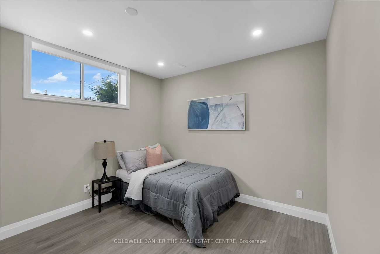 21, Little Lake, Little Lake, Barrie