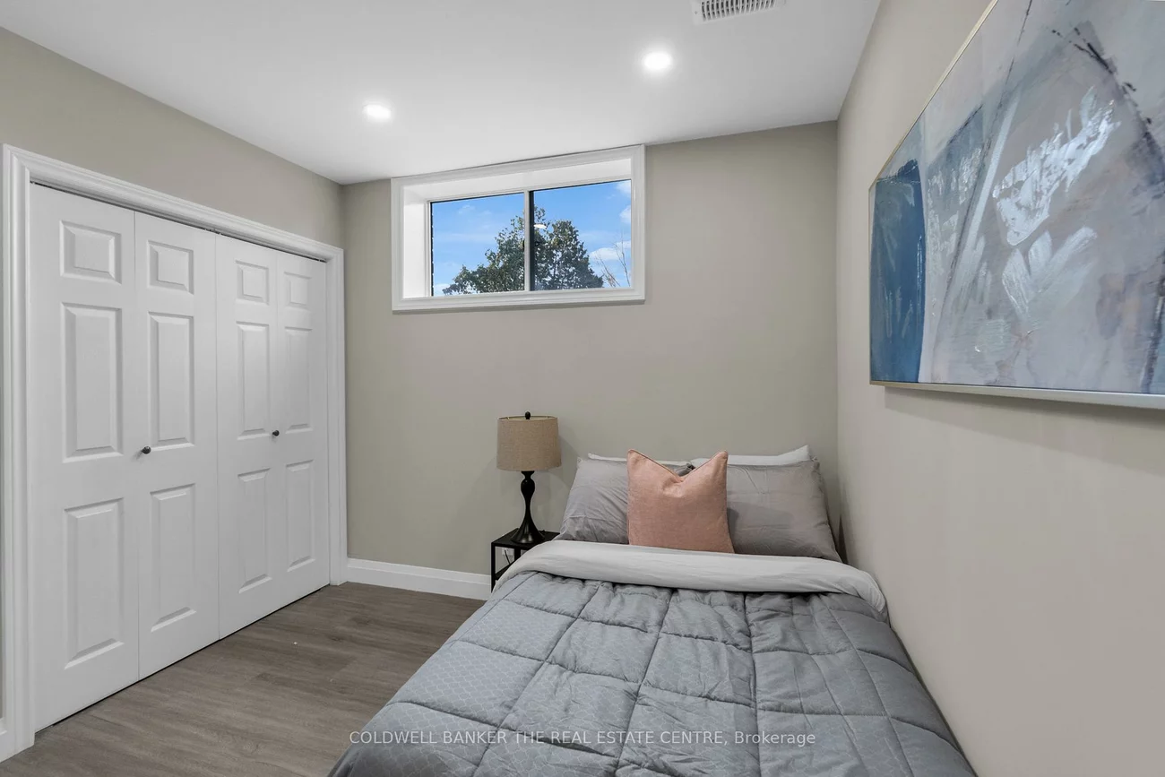 21, Little Lake, Little Lake, Barrie