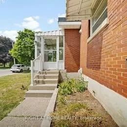21, Thomson, Queen's Park, Barrie