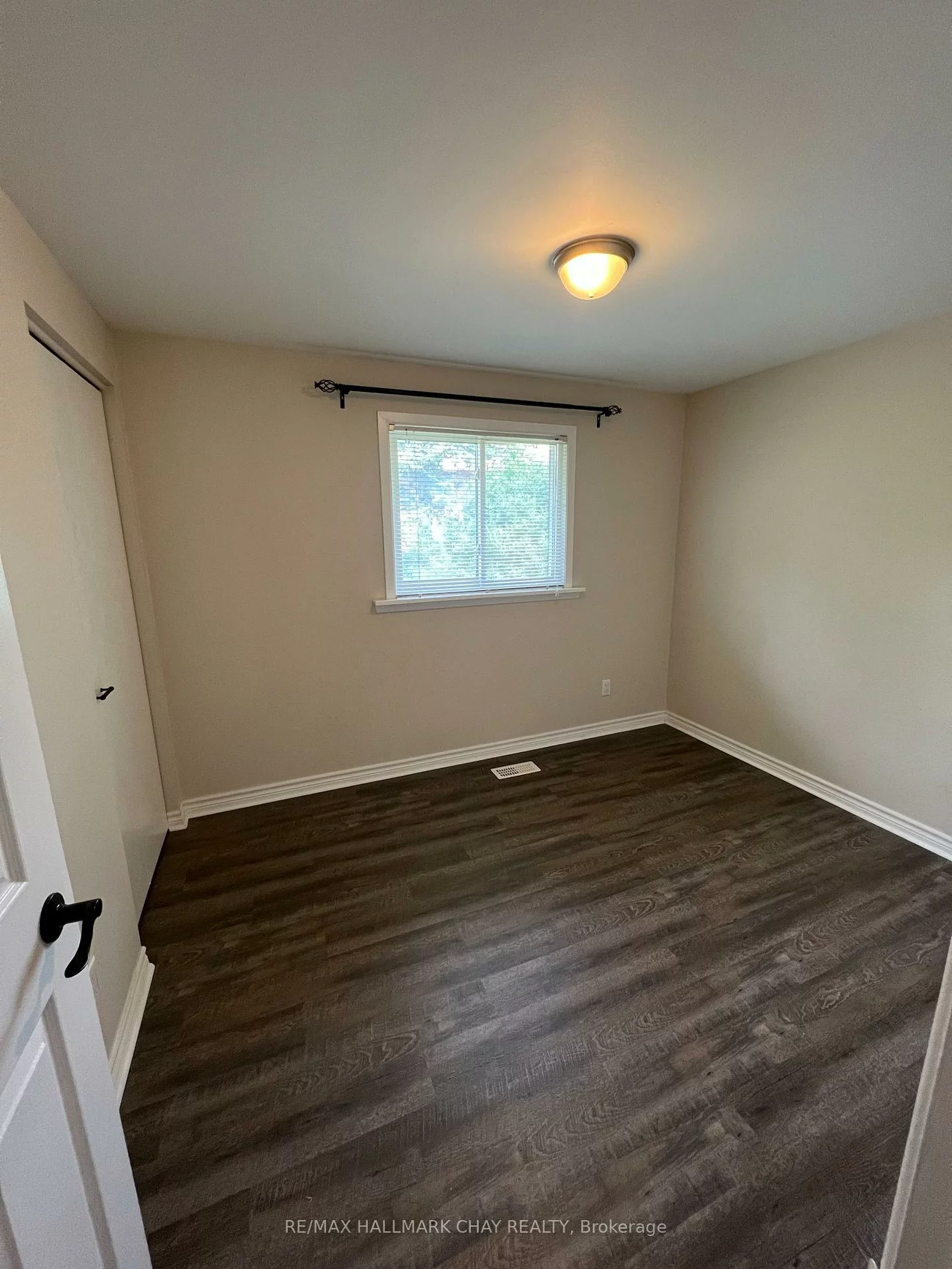 26, Roslyn, Wellington, Barrie