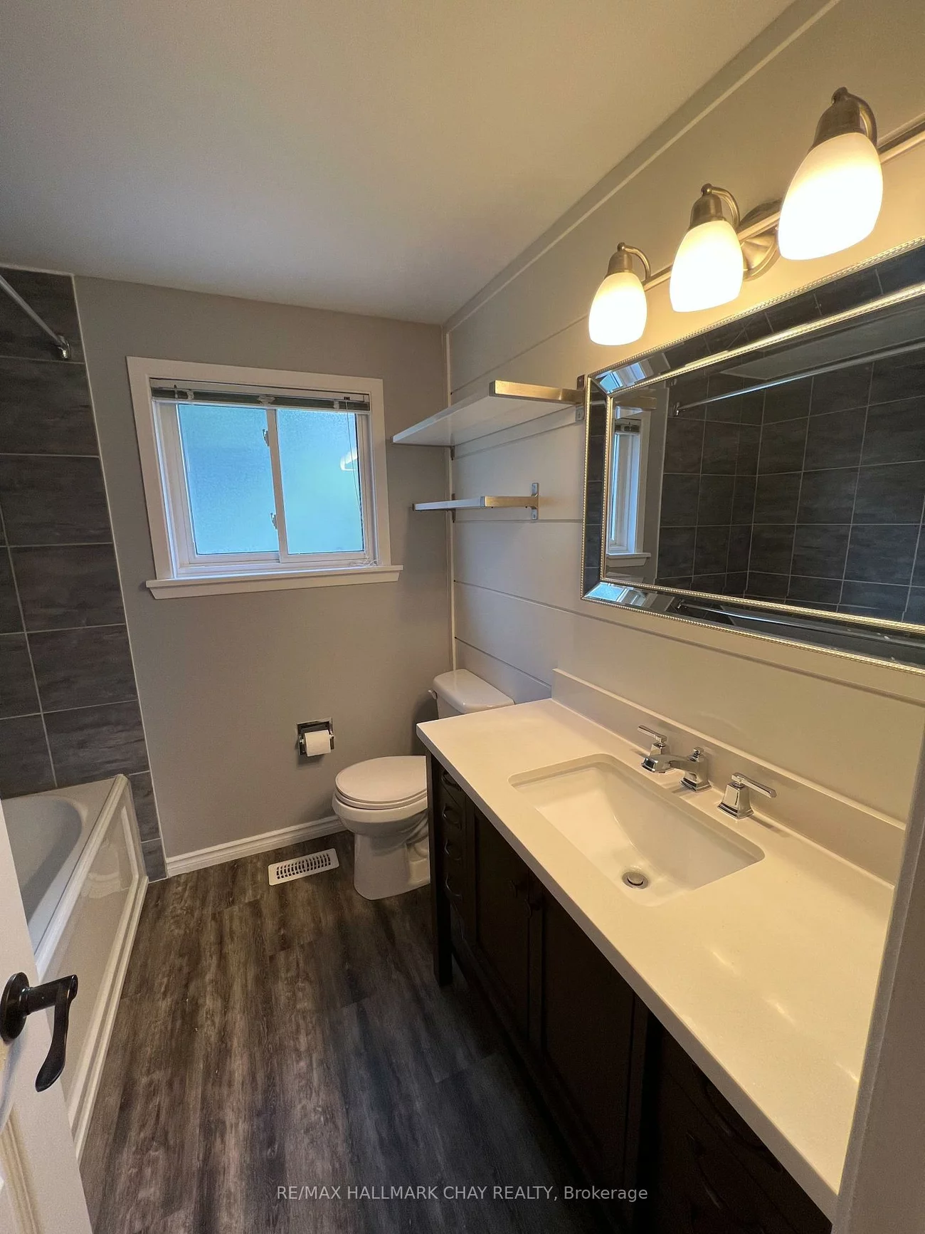 26, Roslyn, Wellington, Barrie