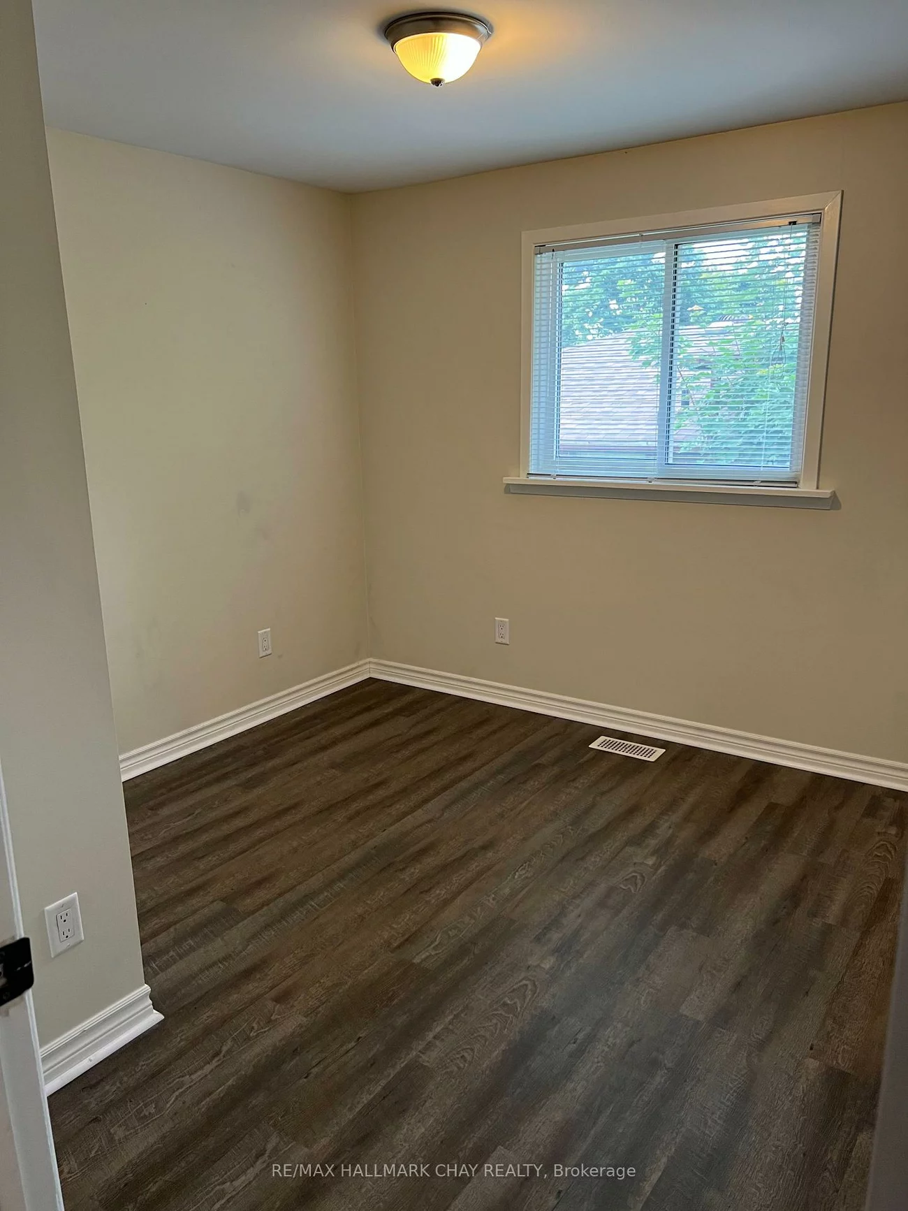 26, Roslyn, Wellington, Barrie