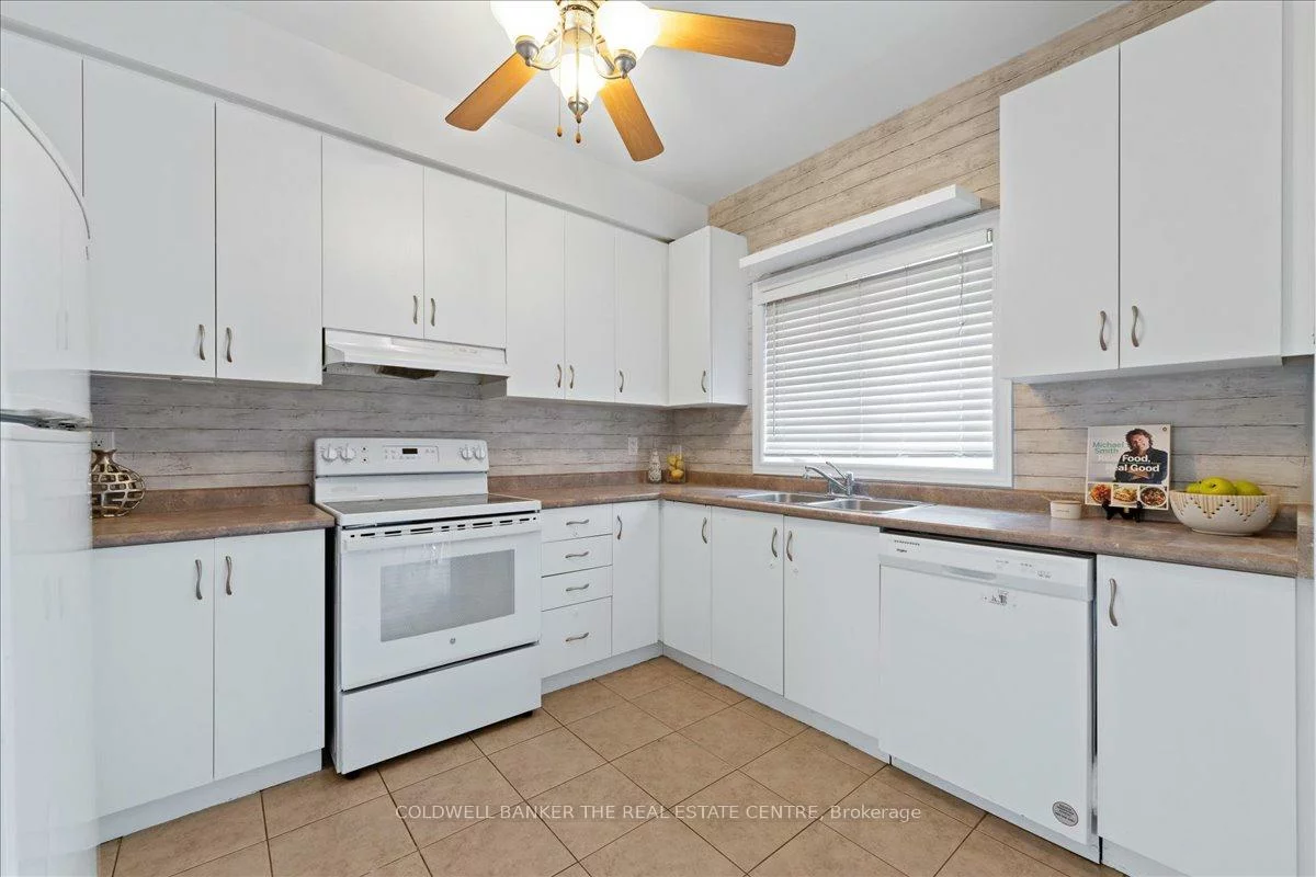 50, Pearcey, Bayfield, Barrie