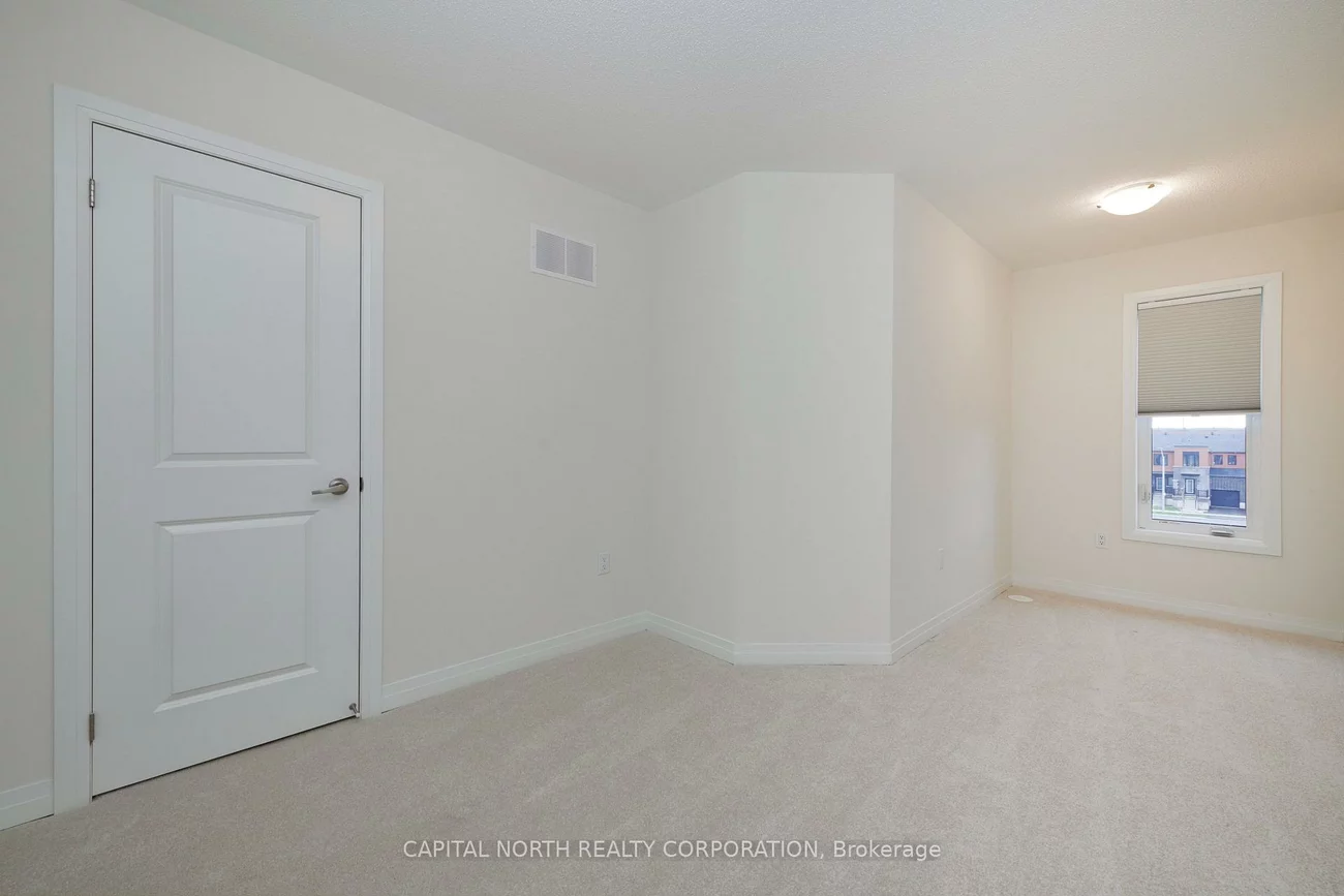 9, Cherry Hill, Painswick South, Barrie