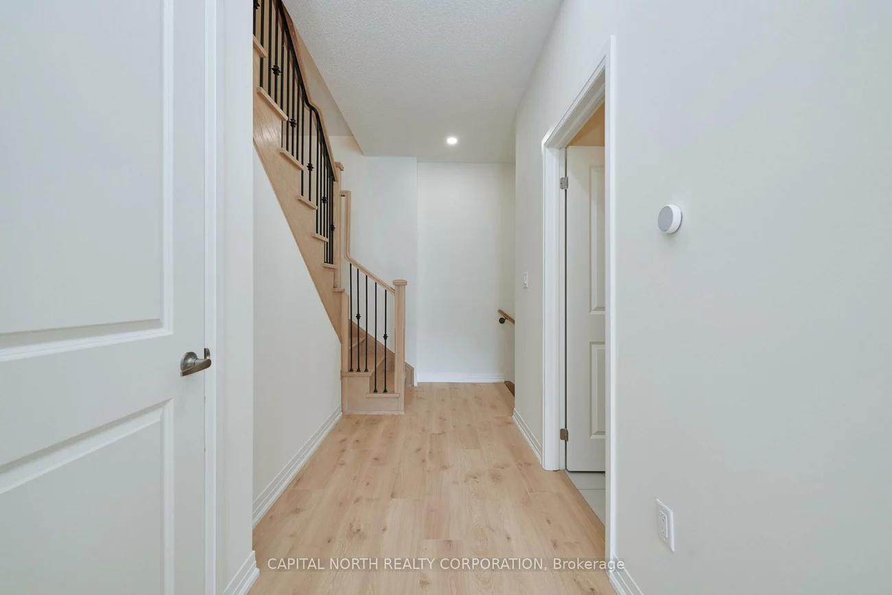 9, Cherry Hill, Painswick South, Barrie