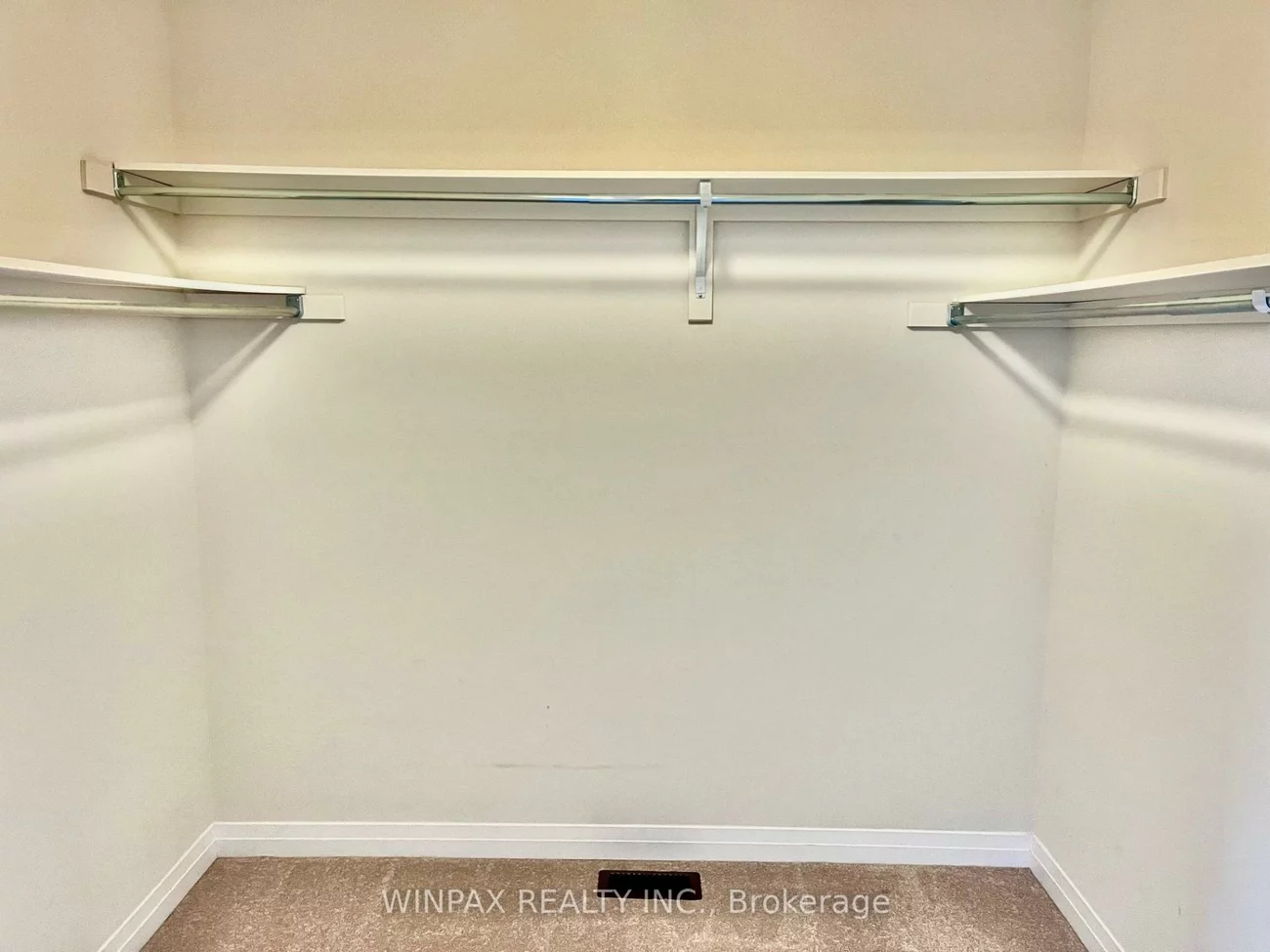 8, Bedford Estates, Bayshore, Barrie