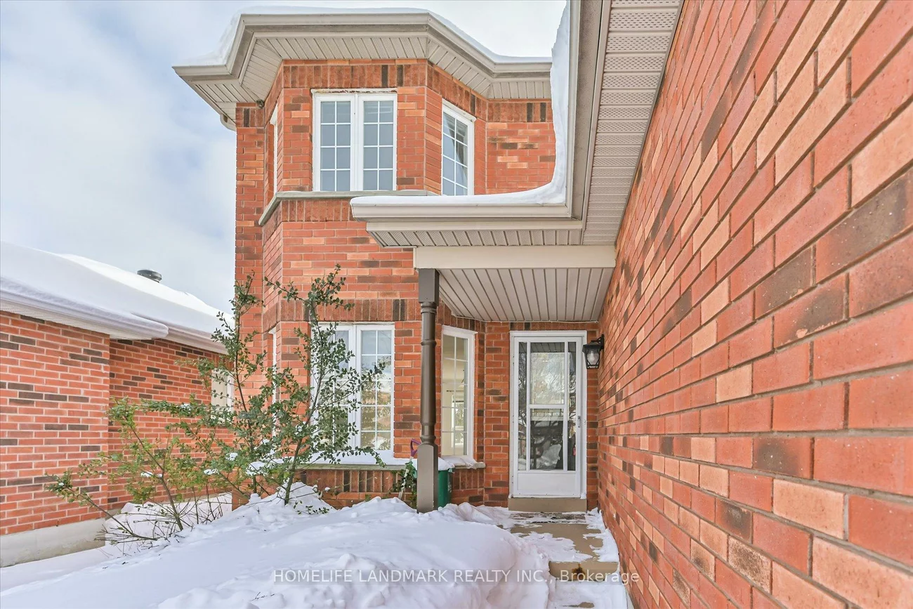 29, Drake, Painswick South, Barrie