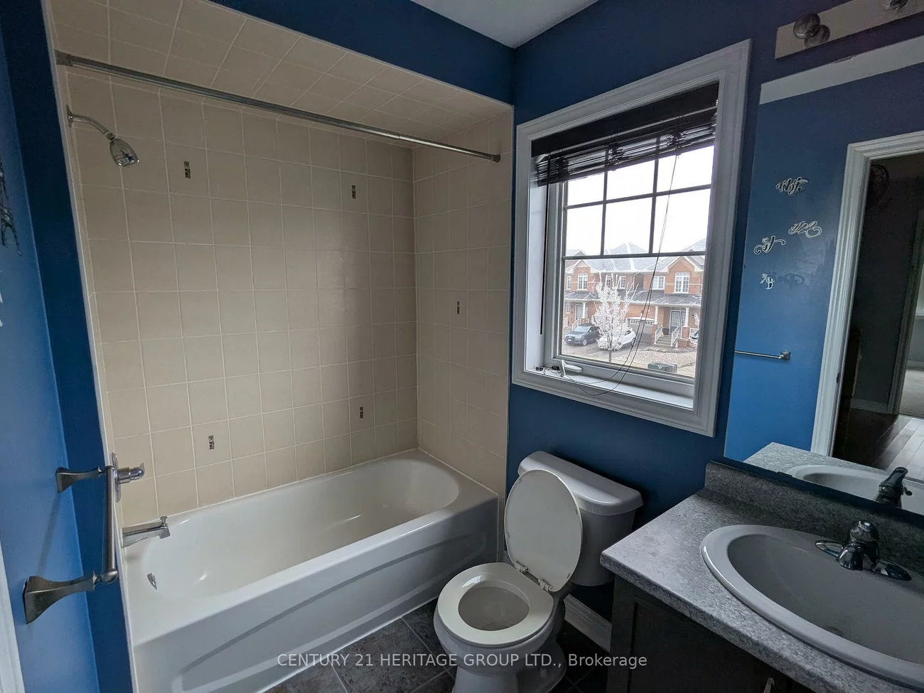 93, Pearcey, West Bayfield, Barrie