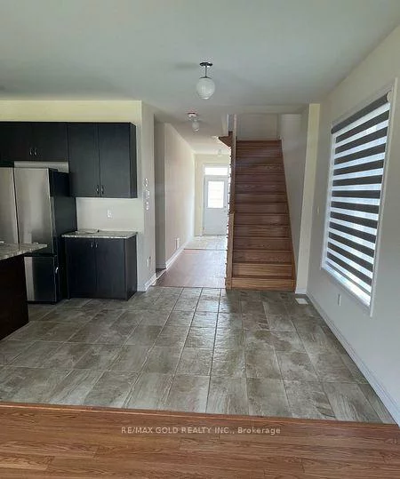 24, Hylton, Rural Barrie Southeast, Barrie