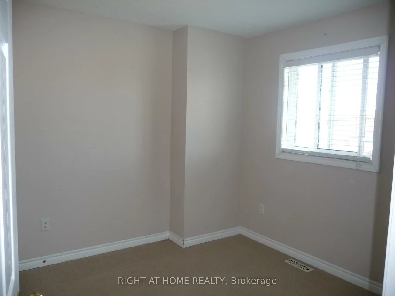 134, Dean, Painswick South, Barrie