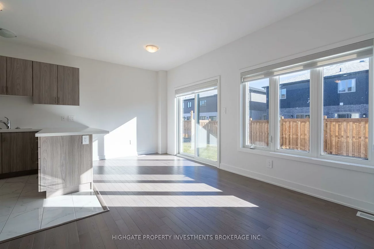 20, Westwood, Painswick South, Barrie
