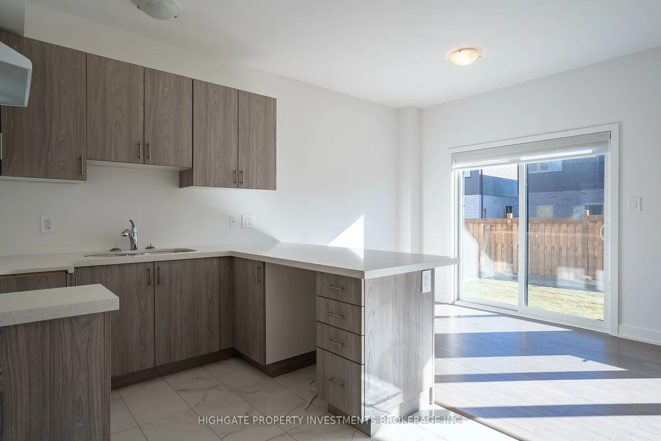 20, Westwood, Painswick South, Barrie