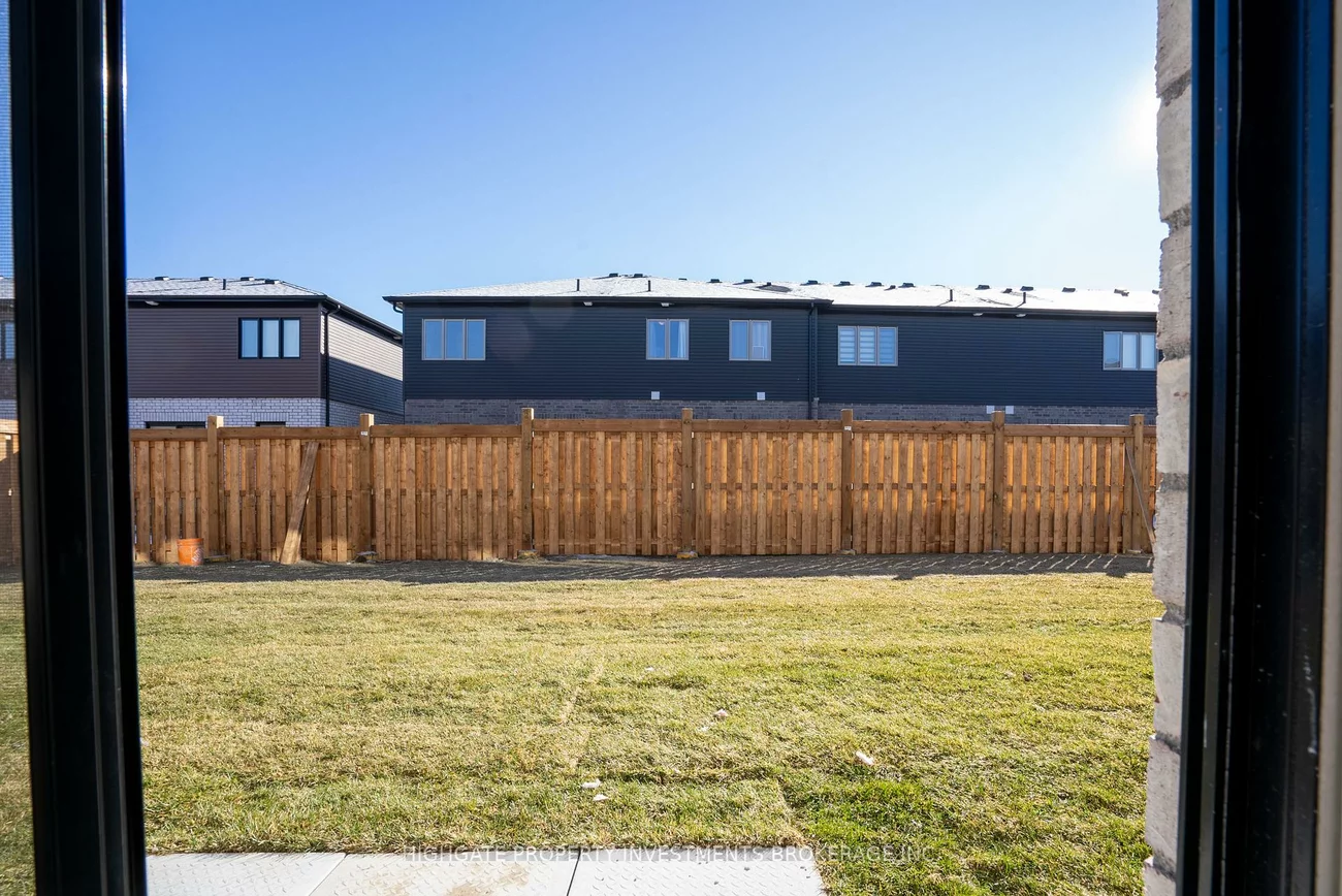 20, Westwood, Painswick South, Barrie
