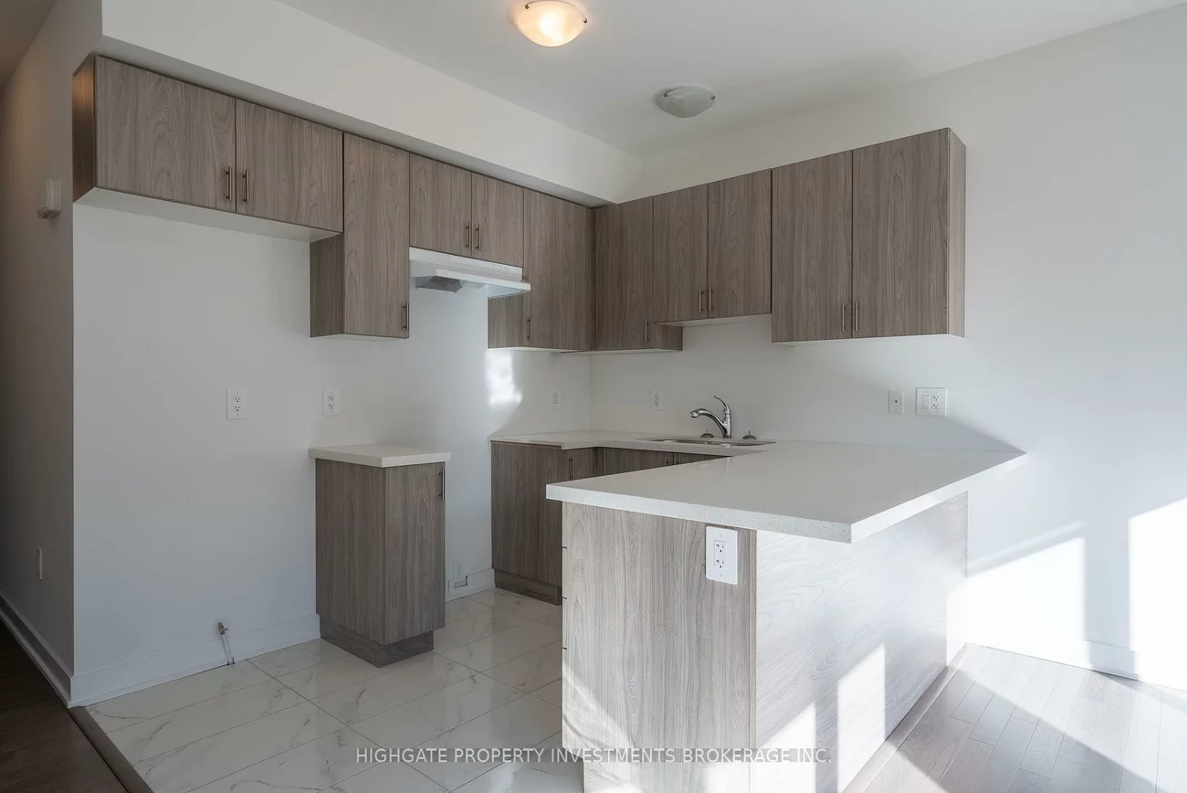 20, Westwood, Painswick South, Barrie