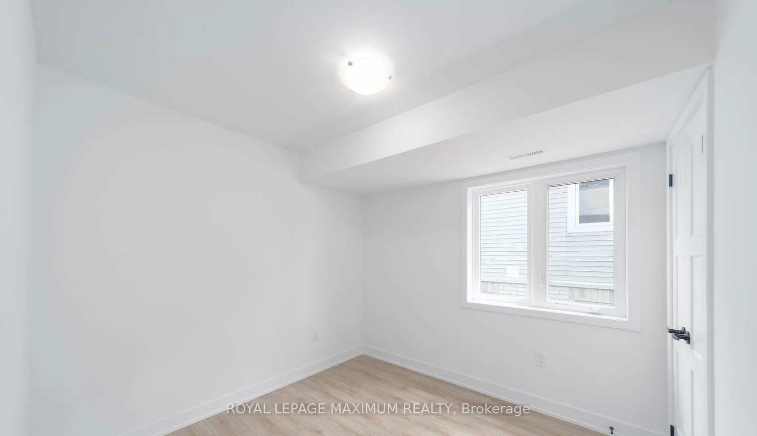 32, Wagon, Innis-Shore, Barrie