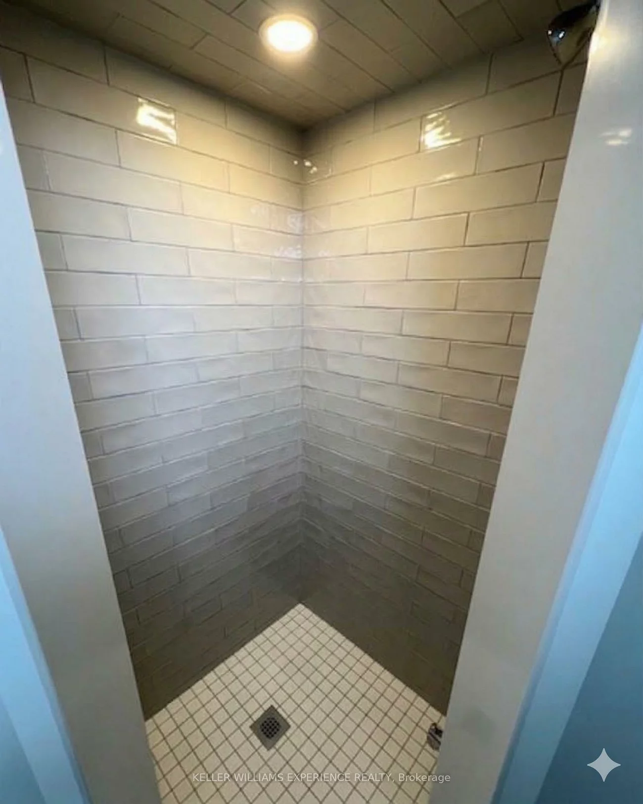 147, Sun King, Innis-Shore, Barrie