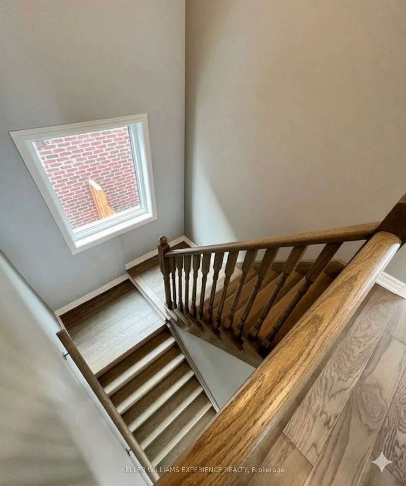 147, Sun King, Innis-Shore, Barrie