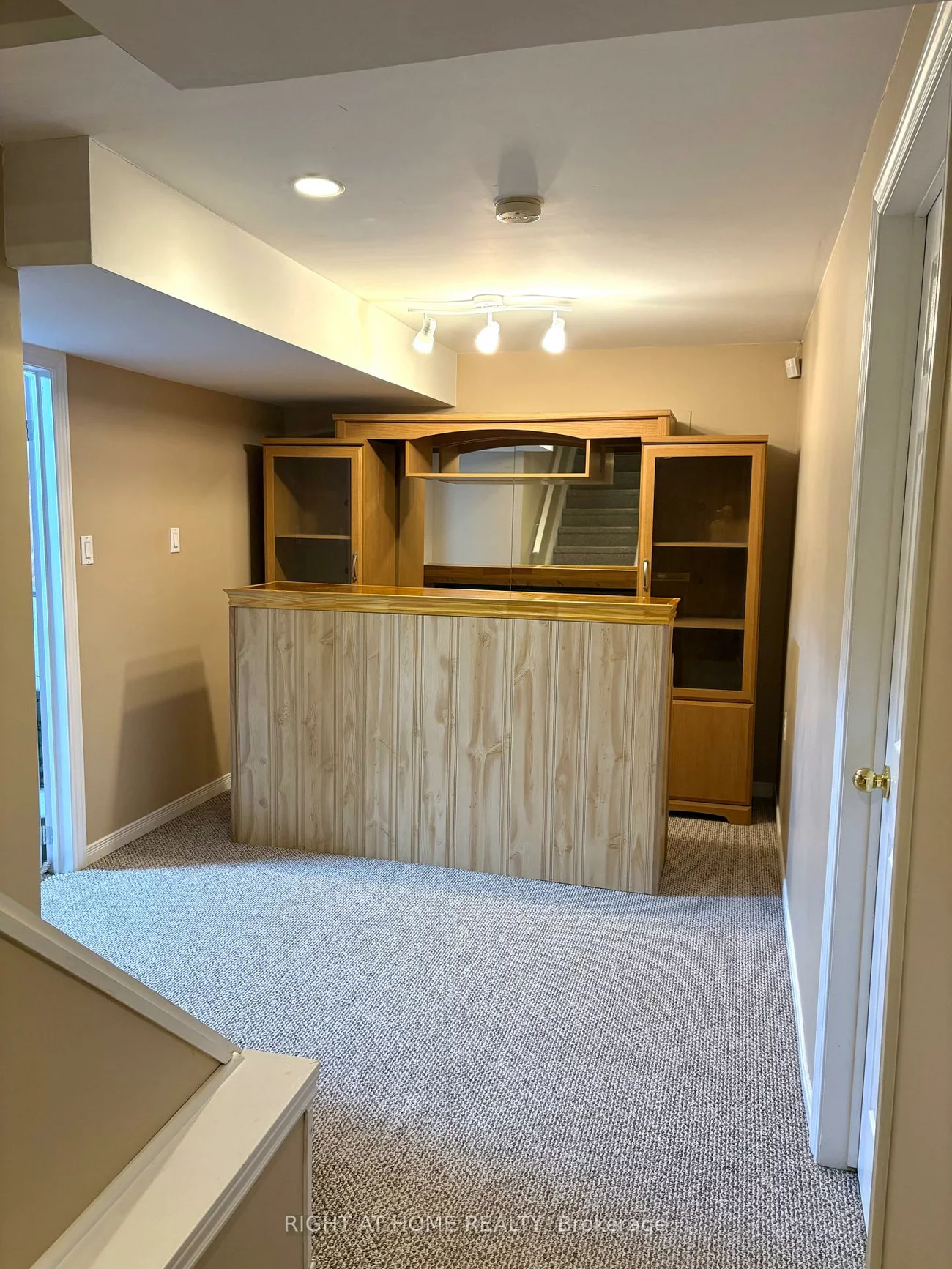 10, Stephanie, Painswick South, Barrie